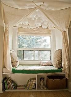 Window Cloth